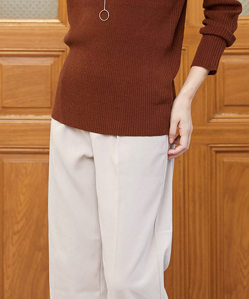 Pierrot（ピエロ）の「リブ編みニットハイネックトップス（ニット/セーター・レディース・カーキ/グレー系その他/ブラック/ブルー系その他/ネイビー/グリーン系その他/杢グレー/ベージュ/アイボリー/ブラウン系その他・L/M）」の16枚目の写真