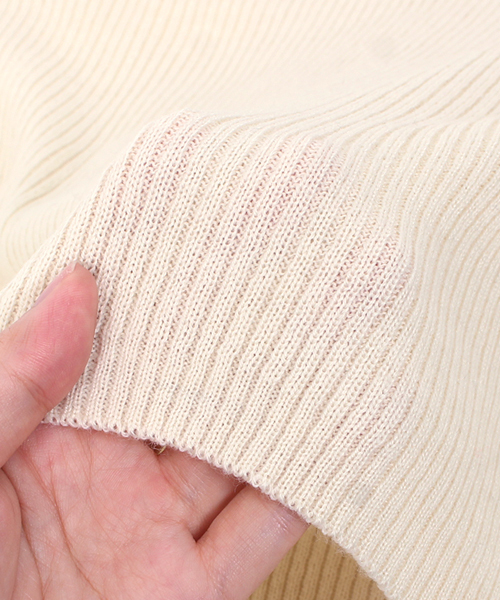 Pierrot（ピエロ）の「リブ編みニットハイネックトップス（ニット/セーター・レディース・カーキ/グレー系その他/ブラック/ブルー系その他/ネイビー/グリーン系その他/杢グレー/ベージュ/アイボリー/ブラウン系その他・L/M）」の19枚目の写真