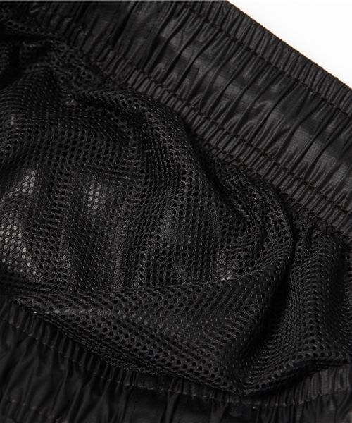 adidas（アディダス）の「オリジナルス トラックトップ パンツ ［BERLIN OPEN HEM TRACK PANTS］（その他パンツ・メンズ・ブラック・XX-LARGE/X-LARGE/SMALL/X-SMALL/XXX-LARGE/LARGE/MEDIUM）」の10枚目の写真