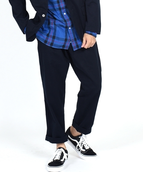 SHIPS BLUESTORE（シップスブルーストア）の「SHIPS BLUESTORE: コットン タックアンクルパンツ■（その他パンツ・メンズ・ブラック/ネイビー/ベージュ・MEDIUM/SMALL/LARGE/X-LARGE）」の3枚目の写真