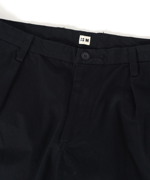 SHIPS BLUESTORE（シップスブルーストア）の「SHIPS BLUESTORE: コットン タックアンクルパンツ■（その他パンツ・メンズ・ブラック/ネイビー/ベージュ・MEDIUM/SMALL/LARGE/X-LARGE）」の7枚目の写真