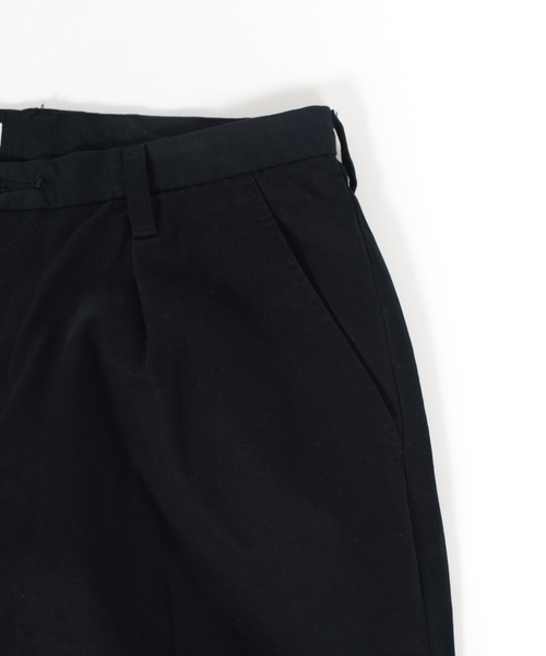 SHIPS BLUESTORE（シップスブルーストア）の「SHIPS BLUESTORE: コットン タックアンクルパンツ■（その他パンツ・メンズ・ブラック/ネイビー/ベージュ・MEDIUM/SMALL/LARGE/X-LARGE）」の8枚目の写真