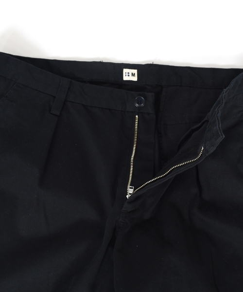 SHIPS BLUESTORE（シップスブルーストア）の「SHIPS BLUESTORE: コットン タックアンクルパンツ■（その他パンツ・メンズ・ブラック/ネイビー/ベージュ・MEDIUM/SMALL/LARGE/X-LARGE）」の9枚目の写真