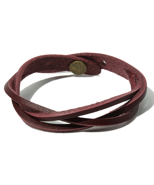 NANO universe（ナノユニバース）の「イタリーレザーツイストブレス（ブレスレット・メンズ・レッド/イエロー/パープル/グリーン/ブルー/ボルドー/ダークブルー/キャメル/チョコ/ブラック・FREE）」の10枚目の写真