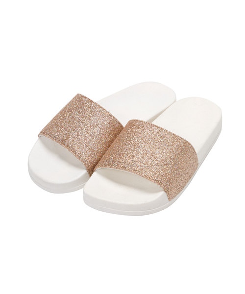 Newlyme（ニューリーミー）の「楽チンフラットカラバリシャワーサンダル（サンダル・レディース・ブラック/ピンク系その他/グリーン系その他/ゴールド系その他/ピンク系その他2/ホワイト/ブラック系その他/シルバー系その他・23㎝/24㎝/23.5㎝/24.5㎝/25.5cm/25㎝）」の6枚目の写真