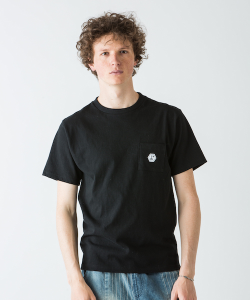 rehacer(レアセル)の「rehacer : Heavy Weight One Point CS(Tシャツ/カットソー・メンズ・ホワイト/ブラック・SMALL/MEDIUM/LARGE)」の2枚目の写真