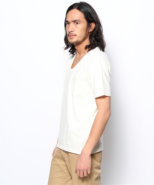 WEGO（ウィゴー）の「WEGO/ピグメントVネックポケットTee（S）（Tシャツ/カットソー・メンズ・オフホワイト/スミクロ/ブルー/イエロー/レッド・MEDIUM/LARGE）」の7枚目の写真