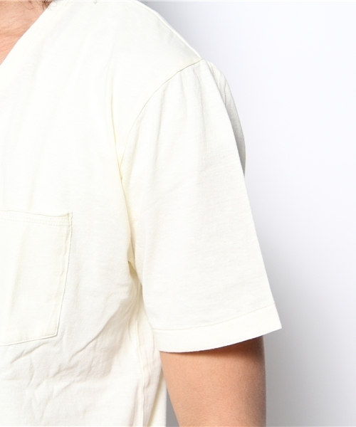 WEGO（ウィゴー）の「WEGO/ピグメントVネックポケットTee（S）（Tシャツ/カットソー・メンズ・オフホワイト/スミクロ/ブルー/イエロー/レッド・MEDIUM/LARGE）」の10枚目の写真