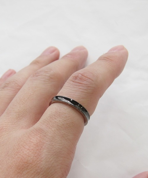 TONE SELECT GOODS（トーンセレクトグッズ）の「【vie】ステンレスリング/医療用器具にも使われるステンレス316L使用（金属アレルギーフリー）（リング・メンズ・シルバー/ブラック・#11/#13/#15/#17/#19/#21/#7/#9）」の8枚目の写真