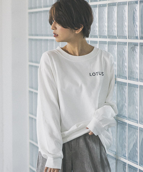 VENCEEXCHANGE（ヴァンスエクスチェンジ）の「プリントロゴプルオーバー（パーカー・レディース・グレー/オフホワイト・M）」の2枚目の写真