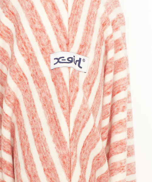 X-girl（エックスガール）の「BORDER LIGHT-SWEAT TOP（スウェット・レディース・ブラック/レッド/ブルー・1/2）」の7枚目の写真