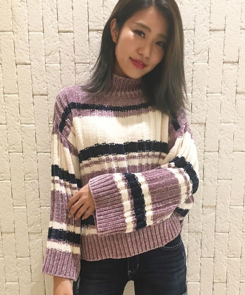 one way(ワンウェイ)の「モールボーダーハイネックKT(ニット/セーター・レディース・ホワイト/ライトグリーン/ラベンダー・M)」の3枚目の写真