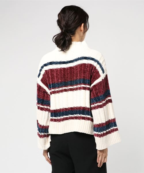 one way(ワンウェイ)の「モールボーダーハイネックKT(ニット/セーター・レディース・ホワイト/ライトグリーン/ラベンダー・M)」の4枚目の写真