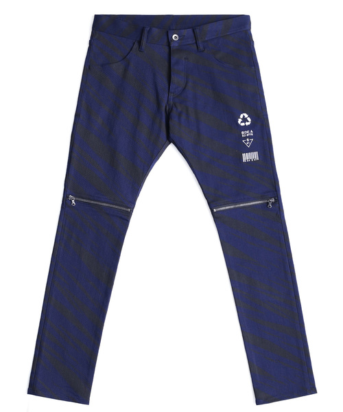 SHAREEF（シャリーフ）の「LINE PATTERN ZIP-SLIT SKINNY