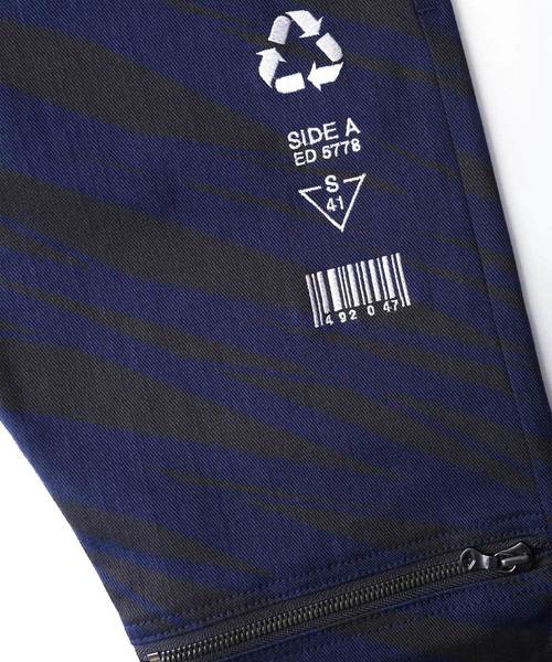 SHAREEF(シャリーフ)の「LINE PATTERN ZIP-SLIT SKINNY(その他パンツ・メンズ・ブラック/ネイビー・2/3/1)」の15枚目の写真