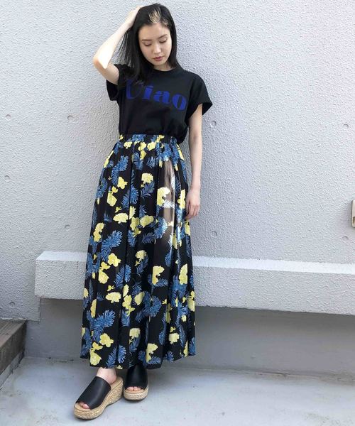 PICCIN（ピッチン）の「リゾートフラワーロングフレアスカート（スカート・レディース・ブラック/オフホワイト・MEDIUM/LARGE）」の14枚目の写真