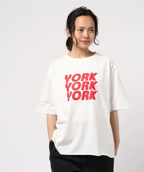 LOWRYS FARM(ローリーズファーム)の「CITYロゴTEE 839983(Tシャツ/カットソー・レディース・ホワイト系その他/ホワイト系その他2/チャコールグレー・FREE)」の17枚目の写真