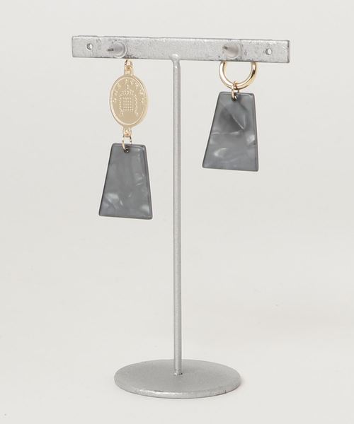 dictionary（ディクショナリー）の「【dictionary / ディクショナリー】 デザイン アンティーク ピアス（ピアス（両耳用）・レディース・ブラック/ライトホワイト/ベージュ/ネイビー/ブラウン/イエロー/オレンジ/グリーン/ライトグリーン/ライトブラウン/クリアブラック/クリアブルー/ワインレッド/クリアイエロー/ブラック系その他/ライトピンク/ダークネイビー・FREE）」の18枚目の写真