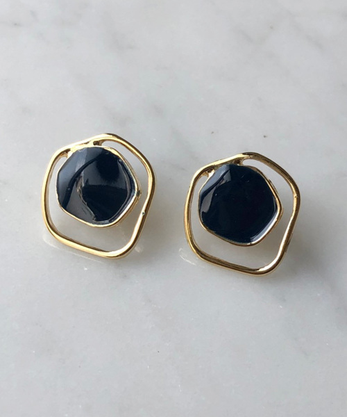 dictionary（ディクショナリー）の「【dictionary / ディクショナリー】 デザイン アンティーク ピアス（ピアス（両耳用）・レディース・ブラック/ライトホワイト/ベージュ/ネイビー/ブラウン/イエロー/オレンジ/グリーン/ライトグリーン/ライトブラウン/クリアブラック/クリアブルー/ワインレッド/クリアイエロー/ブラック系その他/ライトピンク/ダークネイビー・FREE）」の11枚目の写真