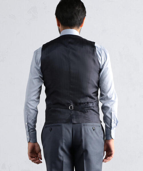 TOMORROWLAND (トゥモローランド)の「ウールシルク 5Bベスト SHANG NANO SPHERE Ermenegildo Zegna(ベスト・メンズ・ブラック/ネイビー/ダークブルー・44/46/48/50/42)」の6枚目の写真
