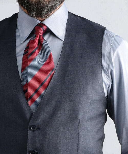 TOMORROWLAND (トゥモローランド)の「ウールシルク 5Bベスト SHANG NANO SPHERE Ermenegildo Zegna(ベスト・メンズ・ブラック/ネイビー/ダークブルー・44/46/48/50/42)」の11枚目の写真