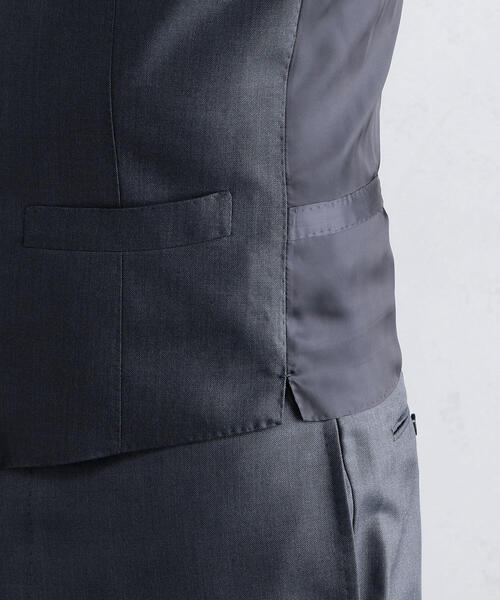 TOMORROWLAND (トゥモローランド)の「ウールシルク 5Bベスト SHANG NANO SPHERE Ermenegildo Zegna(ベスト・メンズ・ブラック/ネイビー/ダークブルー・44/46/48/50/42)」の14枚目の写真