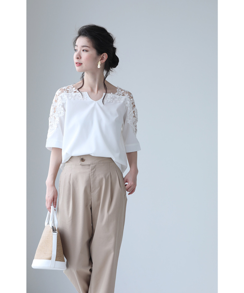 cawaii（カワイイ）の「美しいフラワーカットアウトブラウス（Tシャツ/カットソー・レディース・ホワイト/ブラック/ネイビー・M）」の5枚目の写真