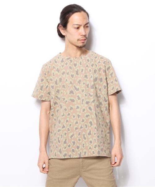 OUTLET(アウトレット)の「【Ciaopanic】総柄TEE(Tシャツ/カットソー・メンズ・ベージュ・LARGE/MEDIUM)」の4枚目の写真