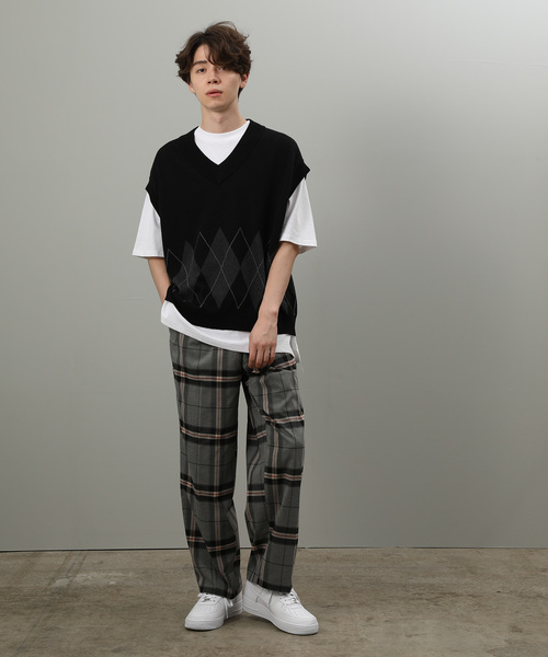 JUNRED（ジュンレッド）の「アーガイルVネックベスト（ベスト・メンズ・ブラック/ダークブラウン・FREE）」の15枚目の写真