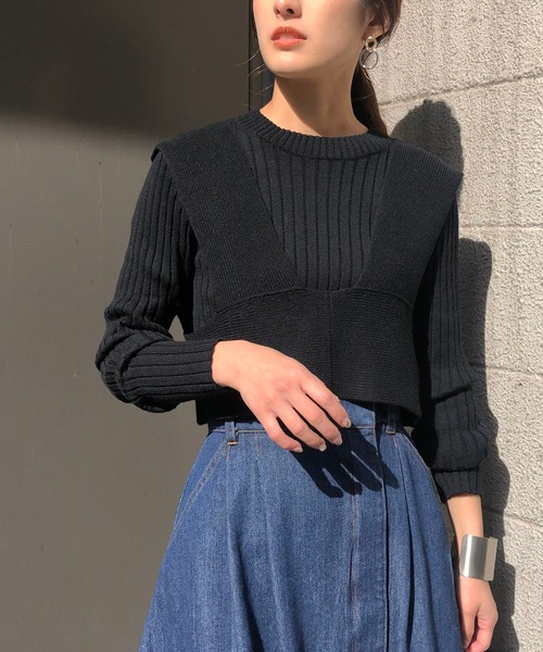 &g'aime（アンジェム）の「【&g'aime】ビスチェレイヤードトップス（ニット/セーター・レディース・ブラック/ベージュ/モカ・FREE）」の7枚目の写真