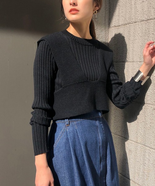 &g'aime（アンジェム）の「【&g'aime】ビスチェレイヤードトップス（ニット/セーター・レディース・ブラック/ベージュ/モカ・FREE）」の6枚目の写真