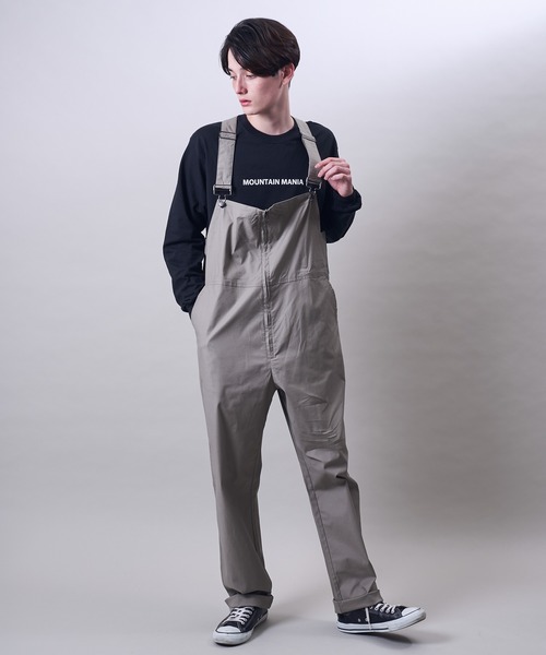 ADPOSION(アドポーション)の「ストレッチライトツイルオーバーオール / ストレッチデニムオーバーオール / デッキパンツ(サロペット/オーバーオール・メンズ・アイボリー/ブラック/ブラック系その他/ライトブラウン/グレイッシュベージュ/インディゴブルー・MEDIUM/LARGE)」の15枚目の写真