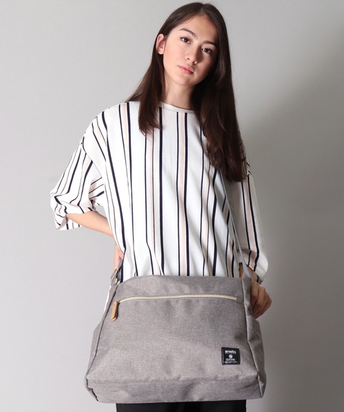 anello（アネロ）の「(LF)【anello】多収納 10ポケット ショルダーバッグ（ショルダーバッグ・レディース・ブラック/ベージュ/グレー/ダークブルー・FREE）」の16枚目の写真