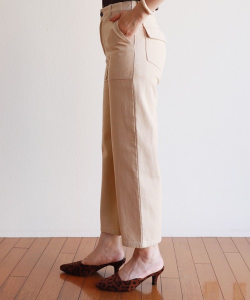andme（アンドミー）の「コットンハイウエストベイカーワイドパンツ（チノパンツ・レディース・ブラック/オフホワイト/ライトベージュ・S/M/L）」の12枚目の写真
