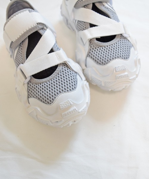 Marient（マリエント）の「Vintage Mesh Sneakers/メッシュスニーカー（スニーカー・レディース・グレー・23.5cm/24.5cm/23.0cm/24.0cm）」の2枚目の写真