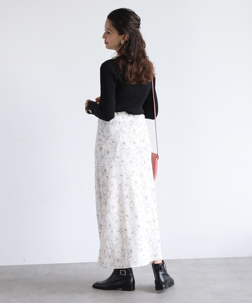 anatelier（アナトリエ）の「◇【手洗い可】袖レースパール調ボタン 