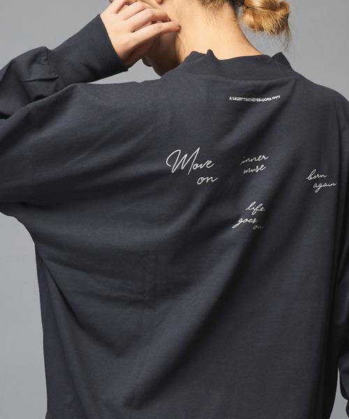 PUAL CE CIN(ピュアルセシン)の「フロッキープリントモックネックロングスリーブ(Tシャツ/カットソー・レディース・ブラウン/グレー/ピンク/スミクロ・FREE)」の2枚目の写真
