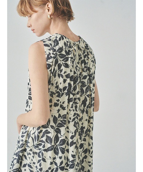 emmi（エミ）の「【emmi atelier】リネンボリュームリボンワンピース