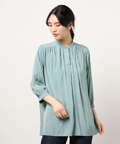 INTERPLANET（インタープラネット）の「パウダーサテン７分袖ギャザーブラウス（シャツ/ブラウス・レディース・モカ/ブラック/グリーン/グレイッシュベージュ・FREE）」の4枚目の写真