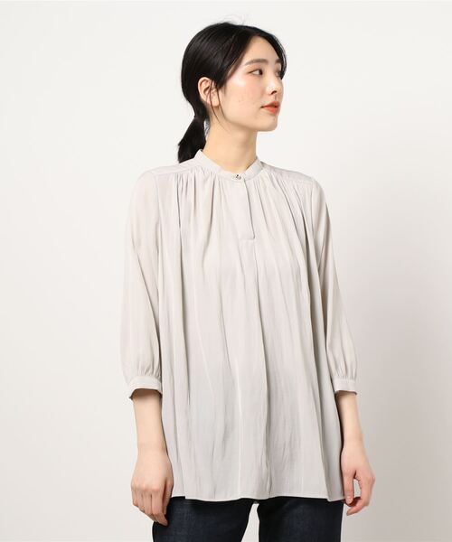 INTERPLANET（インタープラネット）の「パウダーサテン７分袖ギャザーブラウス（シャツ/ブラウス・レディース・モカ/ブラック/グリーン/グレイッシュベージュ・FREE）」の12枚目の写真