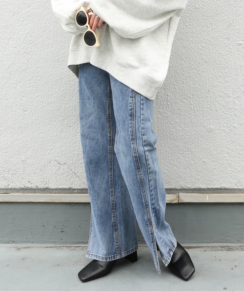 ap retro（アプレトロ）の「【apretro】スリットデニムパンツ〈セミフレア/ベルボトム〉（デニムパンツ・レディース・ブルー/サックスブルー/アイボリー/ブラック/インディゴブルー・MEDIUM/LARGE/SMALL）」の21枚目の写真