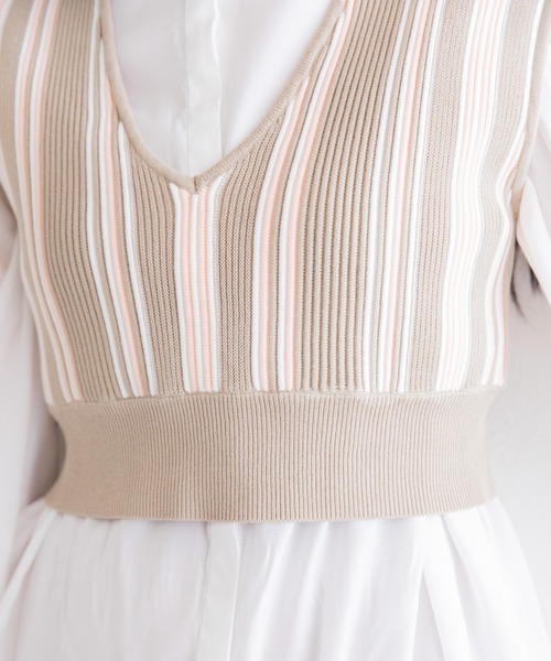Mysa&Liina(ミーサリーナ)の「クロップド丈ストライプニットビスチェ(ベスト・レディース・ブラック/ベージュ/ブラウン・M)」の12枚目の写真