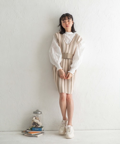 Mysa&Liina(ミーサリーナ)の「クロップド丈ストライプニットビスチェ(ベスト・レディース・ブラック/ベージュ/ブラウン・M)」の9枚目の写真