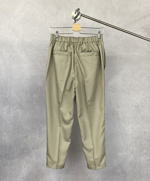 Beno(ビーノ)の「ソフトポリツイル スタプレ ワンタック セミワイド テーパード アンクルパンツ(スラックス・メンズ・ブラック/グレイッシュベージュ/グレイッシュブルー・M/L)」の5枚目の写真