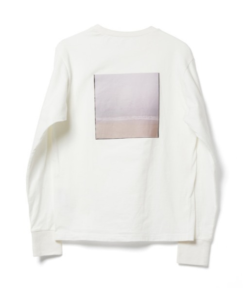 D-VEC(ディーベック)の「ロングスリーブ フォト Tシャツ(VF-30401118)(Tシャツ/カットソー・レディース・ホワイト/ブラック・SMALL/LARGE)」の1枚目の写真