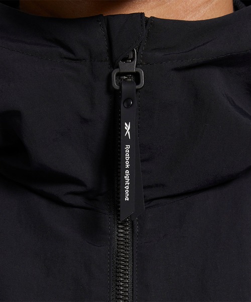 Reebok（リーボック）の「eightyone ウーブン ベクター フーデッドジャケット （マウンテンパーカー・メンズ・グリーン/ブラック・LARGE/SMALL/MEDIUM/XX-LARGE/X-LARGE/XXX-LARGE）」の13枚目の写真