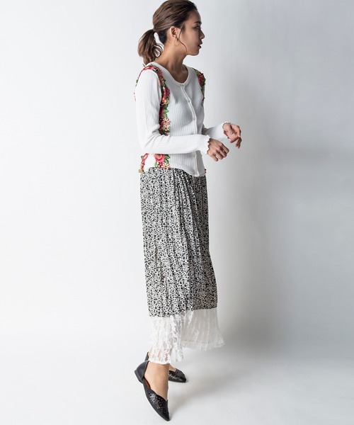 MILLION CARATS(ミリオンカラッツ)の「ヴィンテージフラワースカート(スカート・レディース・ブラック・FREE)」の13枚目の写真