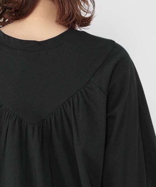 studio CLIP(スタディオクリップ)の「フロントギャザー切り替えプルオーバー(Tシャツ/カットソー・レディース・ライトグレー/ブラウン/ブラック・FREE)」の16枚目の写真