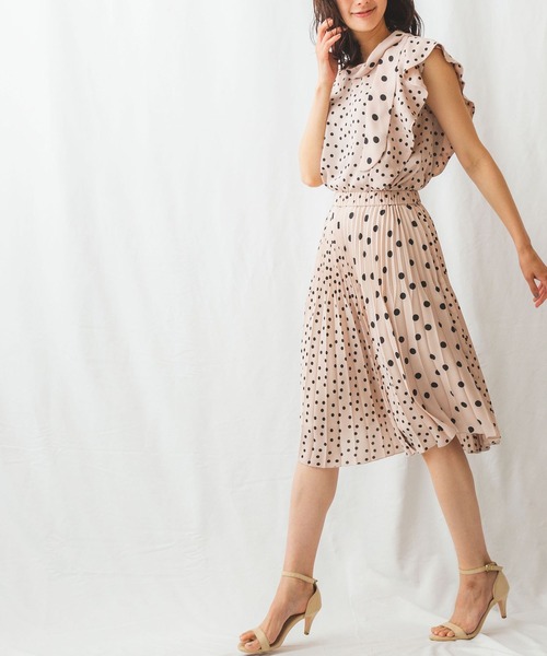 NARACAMICIE（ナラカミーチェ）の「ミックスドットアシンメトリーブラウス（シャツ/ブラウス・レディース・ブラック/ベージュ・MEDIUM/LARGE/SMALL/XXX-LARGE/XX-LARGE/X-LARGE）」の6枚目の写真