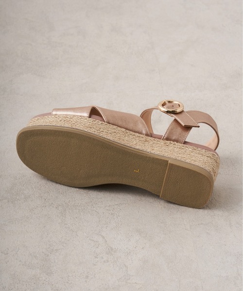 OLIVE des OLIVE（オリーブデオリーブ）の「クロスベルトサンダル（サンダル・レディース・オフホワイト/ピンク/ダークベージュ・SMALL/MEDIUM/LARGE）」の16枚目の写真